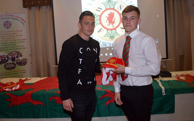 Proud to receive my Wales cap and shirt from Swansea’s Connor Roberts for representing Wales s